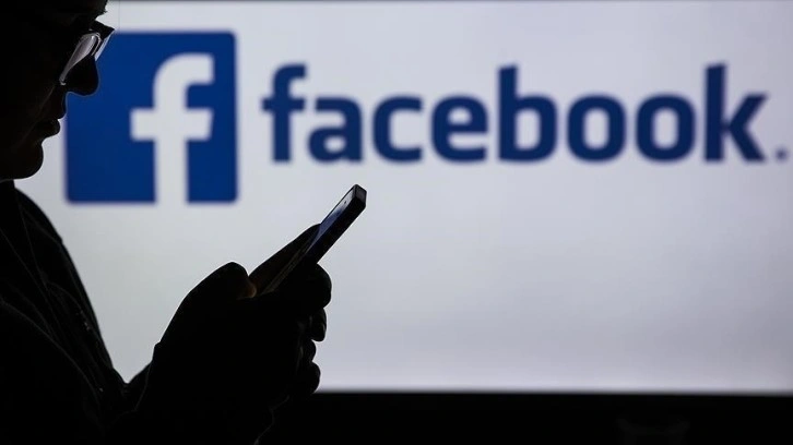 Facebook, gençleri avantajsız karışımlardan ırak tutaç acemi önlemler alacak